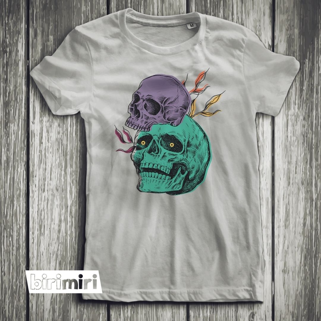 Тениска "Creepy skulls"