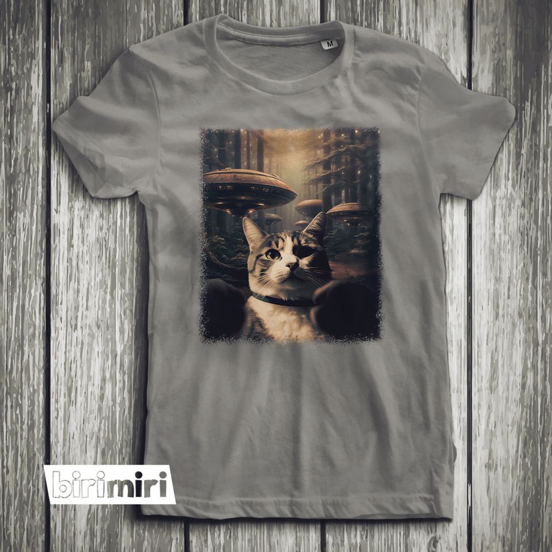Тениска "Alien Cat"